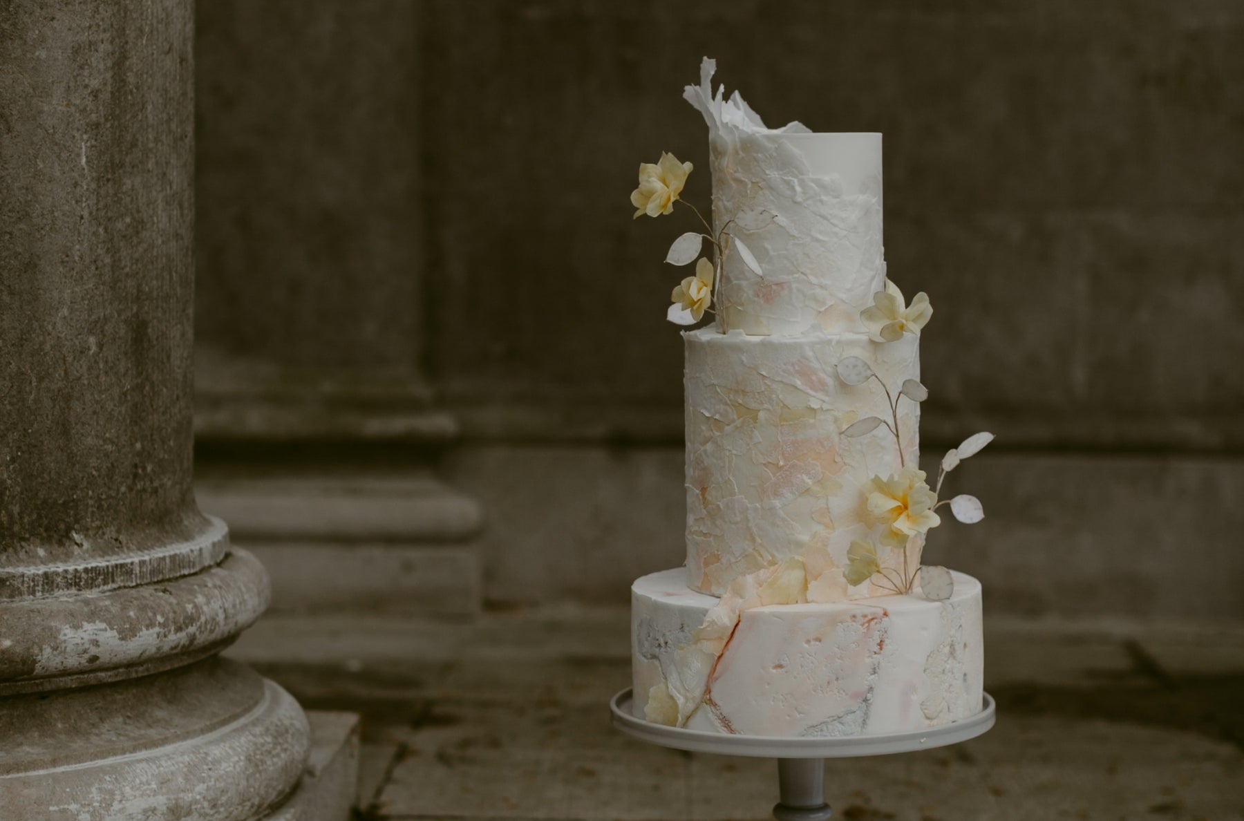 Tiered wedding cake, editorial styling