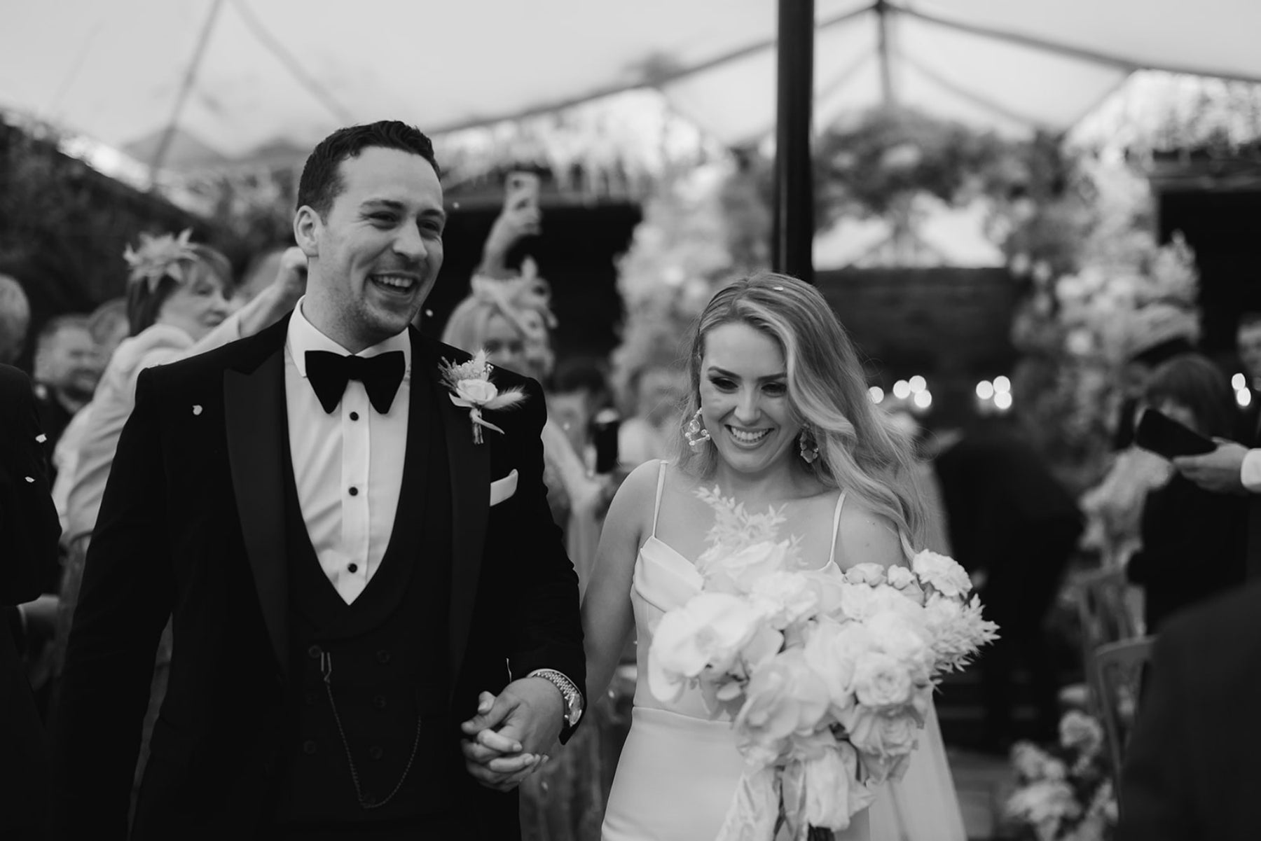 Black and white wedding photo of a couple, example from the guide